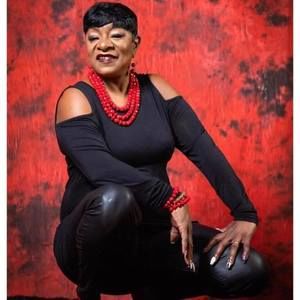 Meet your Posher, Faye